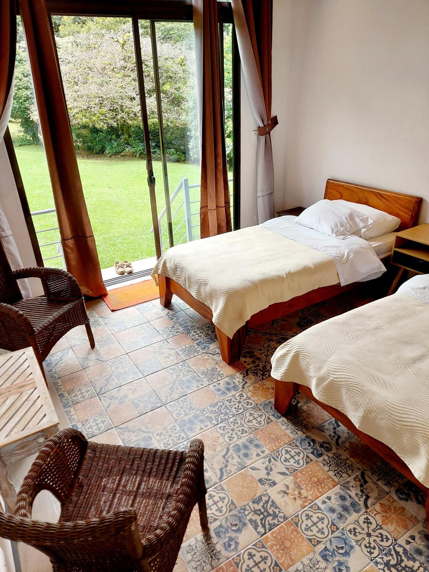 Yerbabuena Lodge Monteverde Esterno foto
